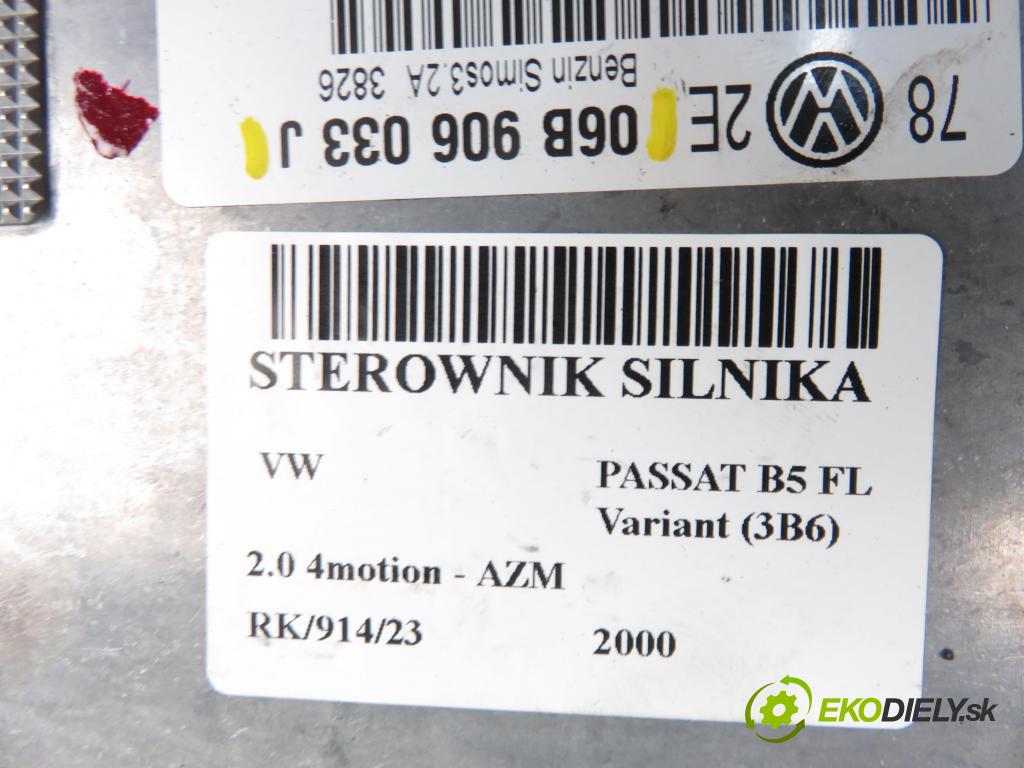 VW PASSAT B5.5 Variant (3B6) KOMBI 2000 1984,00 Sterowniki silnika 1984,00 Riadiaca jednotka Motor 06B906033J; 5WP4004702