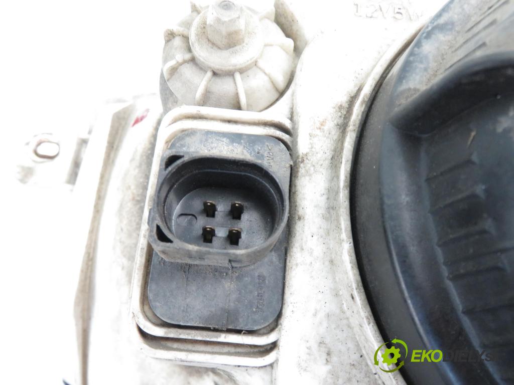 VW VENTO (1H2) SEDAN 1993 1781,00 Lampy przednie 1781,00 Svetlo PP