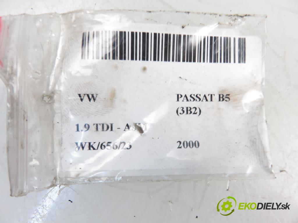 VW PASSAT B5 (3B2) SEDAN 2000 1896,00 Sprężyny zawieszenia 1896,00 Pružina ZADNÉ: