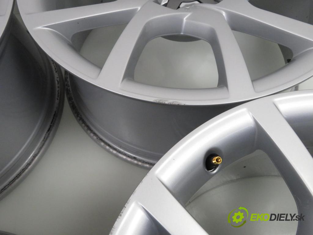 AUDI 0 disky / disk 8T0601025E