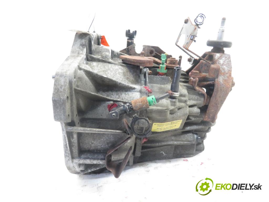 RENAULT MASTER II Skrzynia (FD) FURGON 2003 84,00 2.5 dCi 120 - G9U 724 2464,00 Prevodovka manuálne na ČASTI: PK5S004