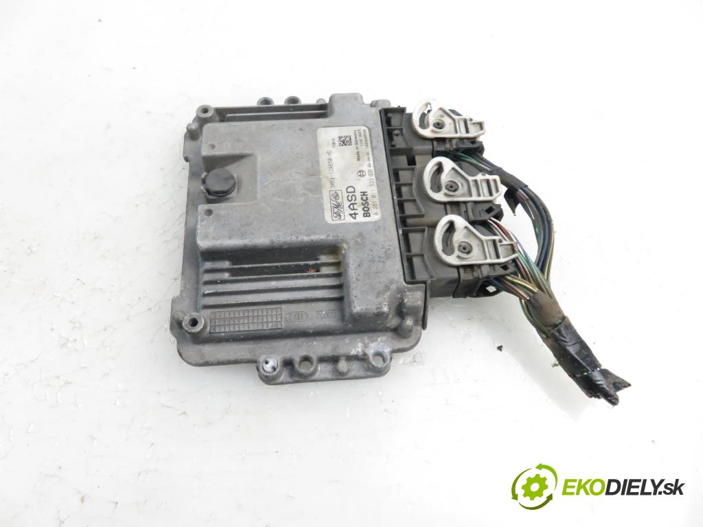FORD FOCUS C-MAX (DM2) MINIVAN 2004 1560,00 Sterowniki silnika 1560,00 Riadiaca jednotka Motor 0281011533; 3M5112A650HD