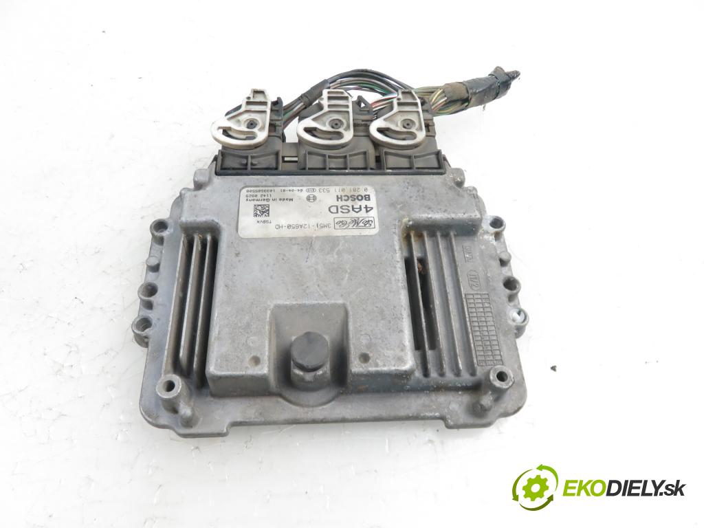 FORD FOCUS C-MAX (DM2) MINIVAN 2004 1560,00 Sterowniki silnika 1560,00 Riadiaca jednotka Motor 0281011533; 3M5112A650HD