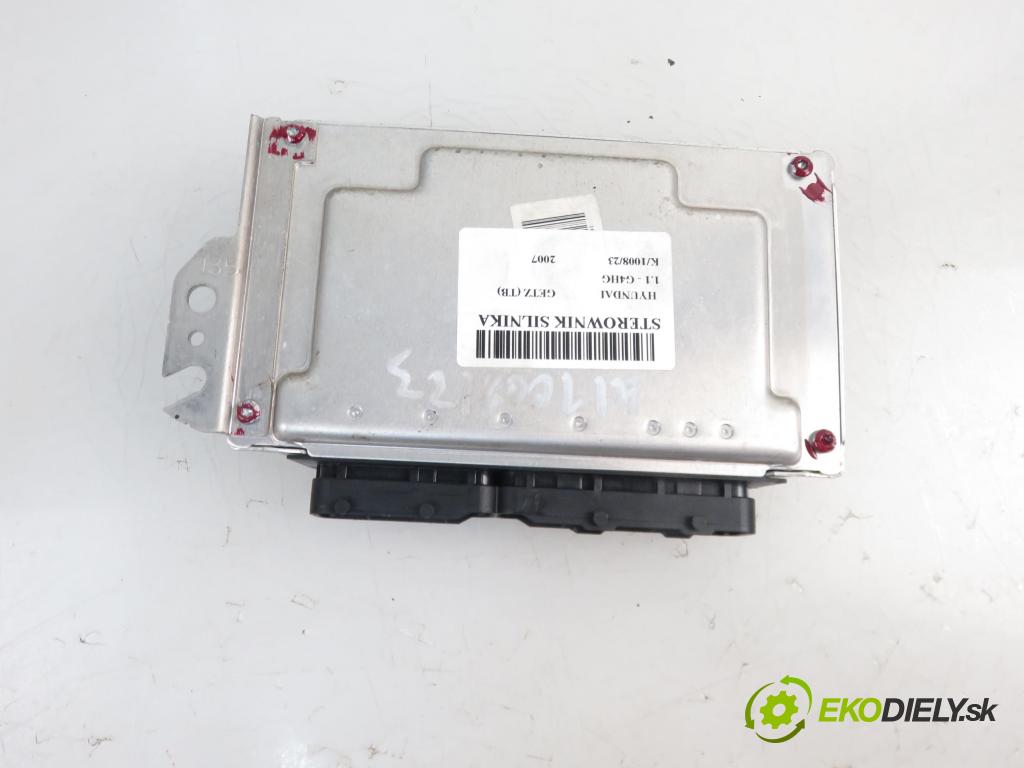 HYUNDAI GETZ (TB) HB 2007 1086,00 Sterowniki silnika 1086,00 Riadiaca jednotka Motor 3911002AA5; 9030930372F