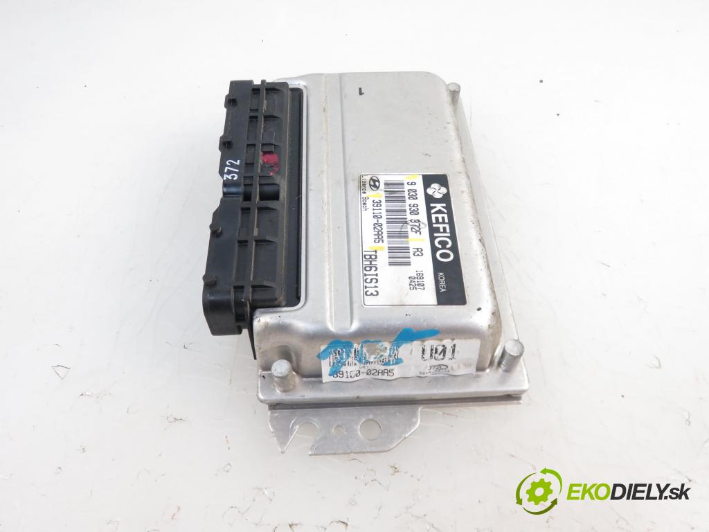 HYUNDAI GETZ (TB) HB 2007 1086,00 Sterowniki silnika 1086,00 Riadiaca jednotka Motor 3911002AA5; 9030930372F
