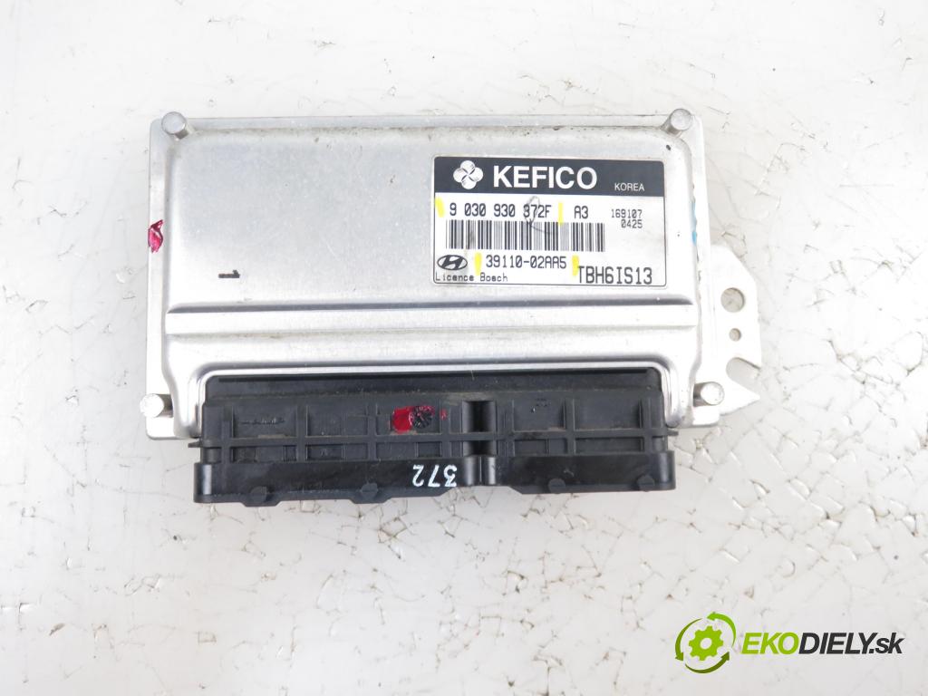 HYUNDAI GETZ (TB) HB 2007 1086,00 Sterowniki silnika 1086,00 Riadiaca jednotka Motor 3911002AA5; 9030930372F