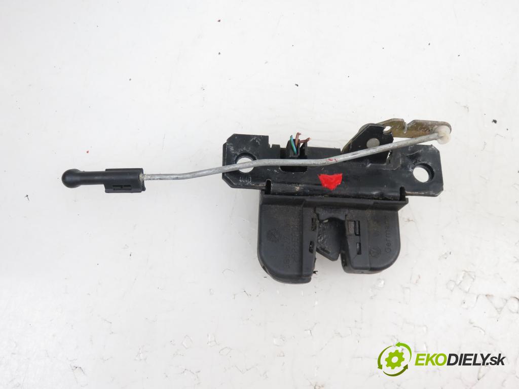 SEAT LEON (1M1) HB 2001 81,00 1.9 TDI 110 - ASV 1896,00 zámok dverí kufor EL. 3B9827505C