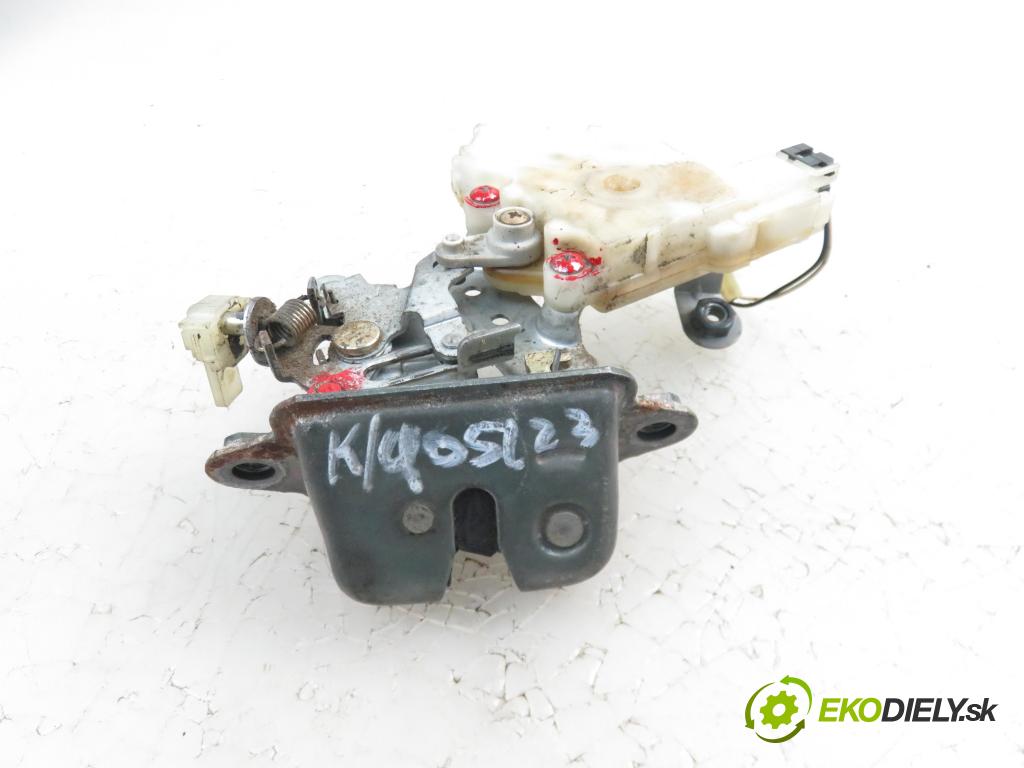 SUBARU IMPREZA kombi (GG) KOMBI 2003 1994,00 Zamki 1994,00 zámok dveří kufr EL. 63100FE000; 0892044A