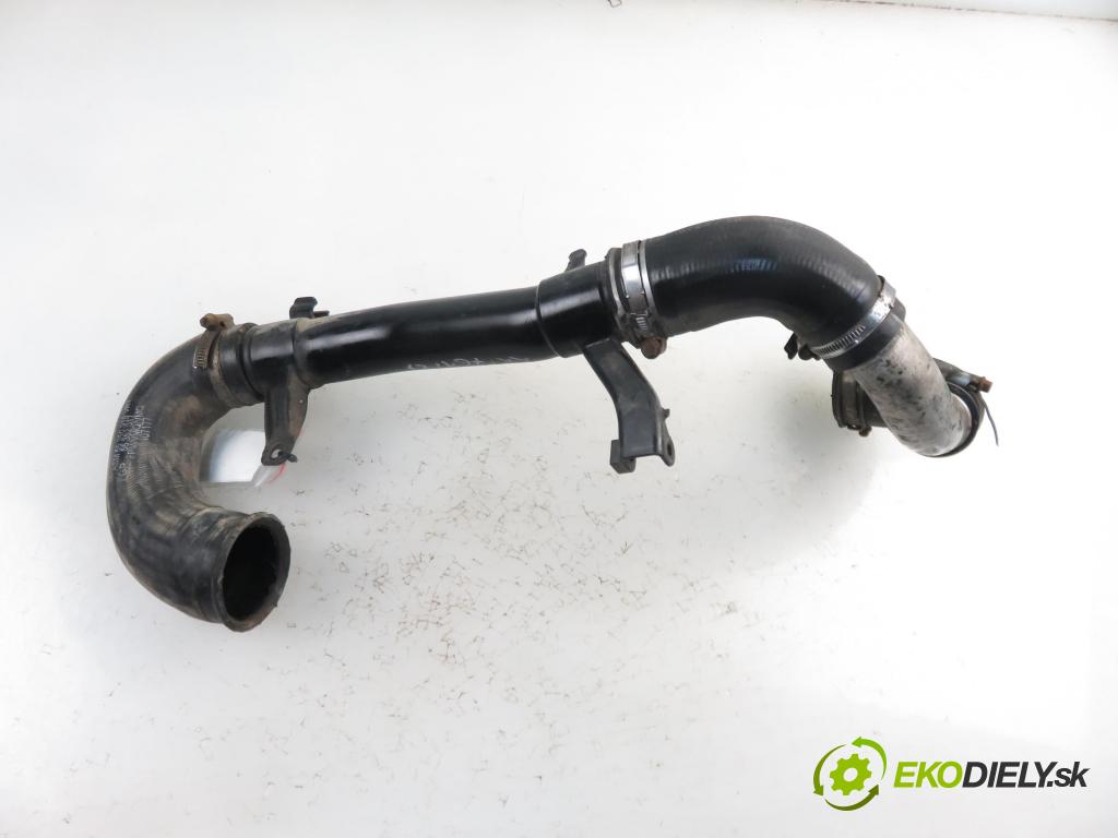 OPEL VECTRA C Kombi (Z02) KOMBI 2004 1910,00 Przewody chłodnic powietrza 1910,00 Rúra intercoolera turba 55350920; 55352736; 55352734
