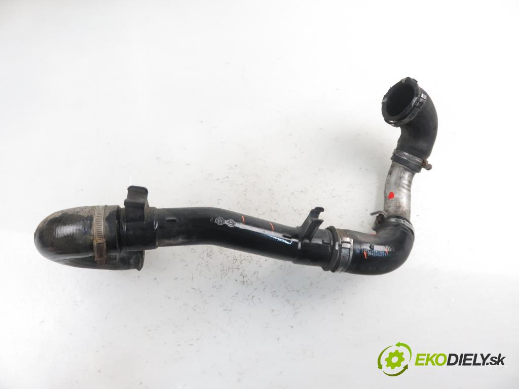 OPEL VECTRA C Kombi (Z02) KOMBI 2004 1910,00 Przewody chłodnic powietrza 1910,00 Rúra intercoolera turba 55350920; 55352736; 55352734