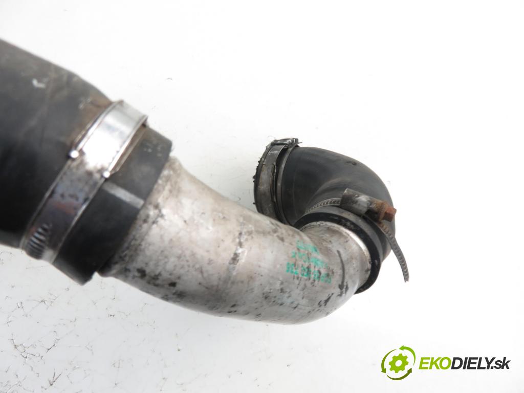 OPEL VECTRA C Kombi (Z02) KOMBI 2004 1910,00 Przewody chłodnic powietrza 1910,00 Rúra intercoolera turba 55350920; 55352736; 55352734