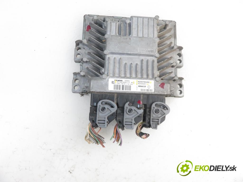 RENAULT MEGANE II Kombi (KM0/1_) KOMBI 2007 1461,00 Sterowniki silnika 1461,00 Riadiaca jednotka Motor S122326111A; 8200766462; 8200592611