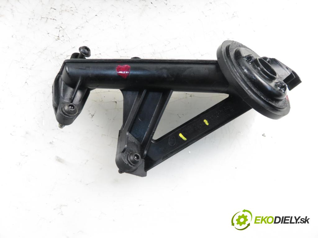 FORD FOCUS C-MAX (DM2) MINIVAN 2003 1560,00 Miski olejowe 1560,00 Vaňa olejová 9641263780 (Olejové vane)