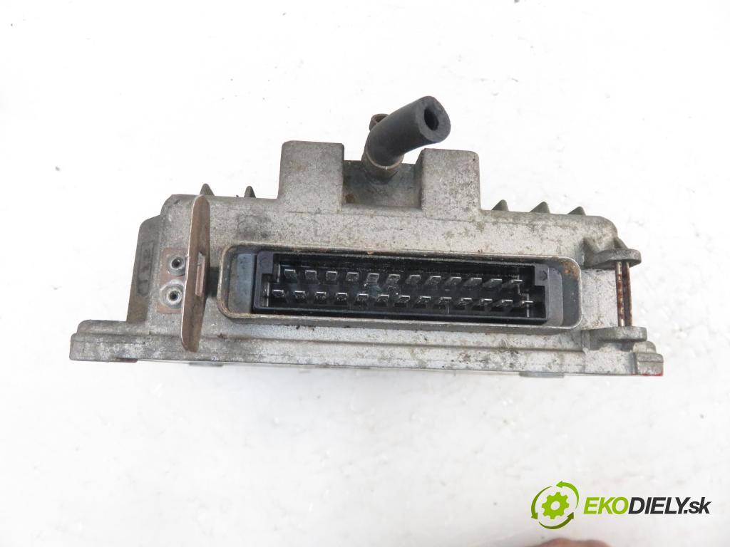 IVECO DAILY II Platforma / podwozie KABINA/PLATFORMA 1995 2499,00 Sterowniki silnika 2499,00 Riadiaca jednotka Motor MCR300A