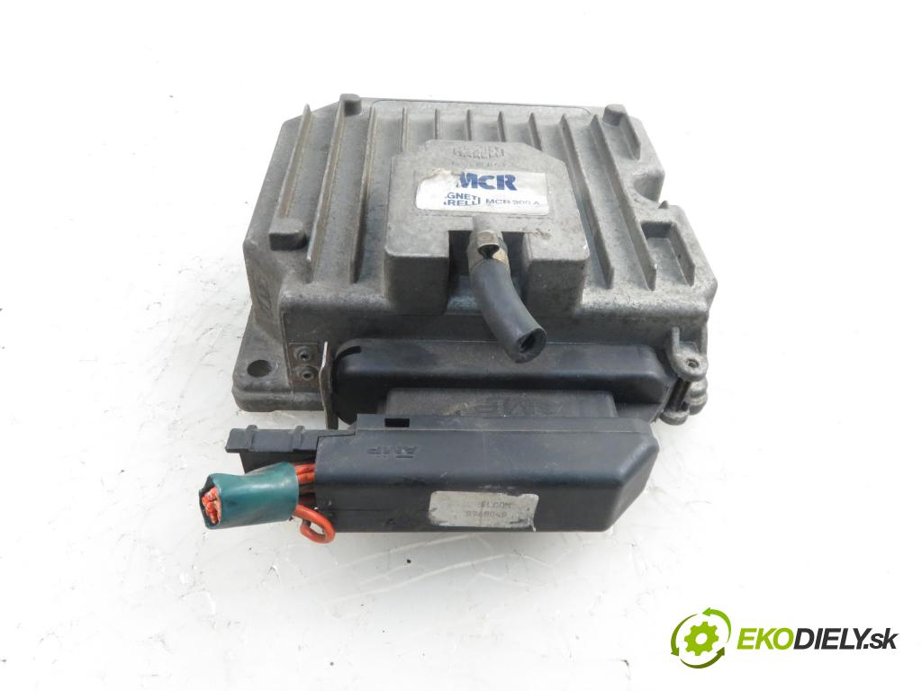 IVECO DAILY II Platforma / podwozie KABINA/PLATFORMA 1995 2499,00 Sterowniki silnika 2499,00 Riadiaca jednotka Motor MCR300A