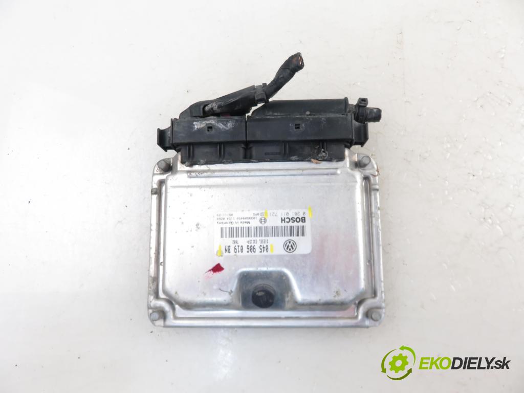 VW FOX (5Z1, 5Z3) HB 2006 1422,00 Sterowniki silnika 1422,00 Riadiaca jednotka Motor 045906019BN; 0281011721