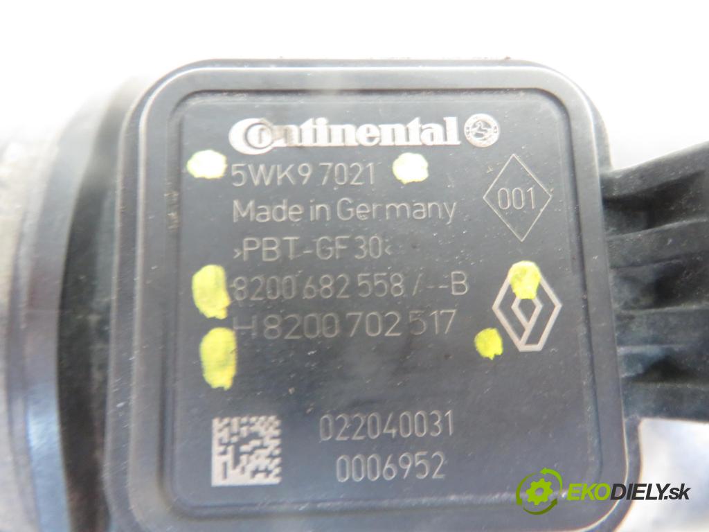 RENAULT MEGANE III liftback (BZ0/1_) HB 2010 1461,00 Przepływomierze 1461,00 váha vzduchu vzduchu 8200682558; H8200702517; 5WK97021