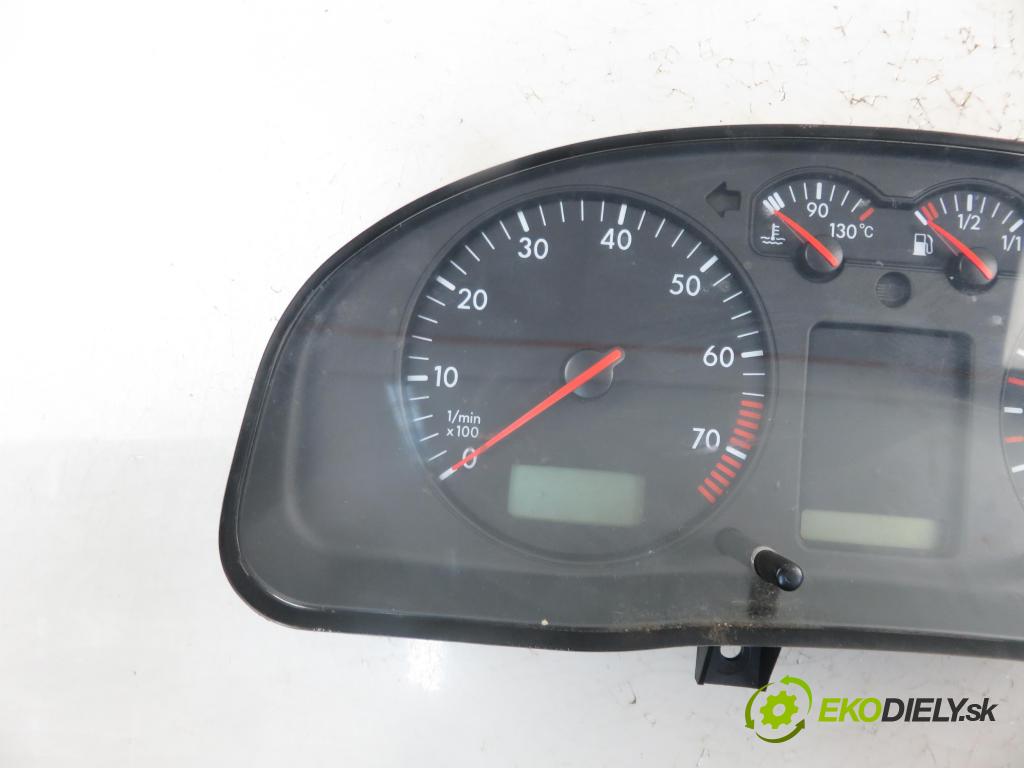 VW PASSAT B5 (3B2) SEDAN 1998 1781,00 Liczniki, zegary 1781,00 Prístrojovka elektrický 3B1919880BX