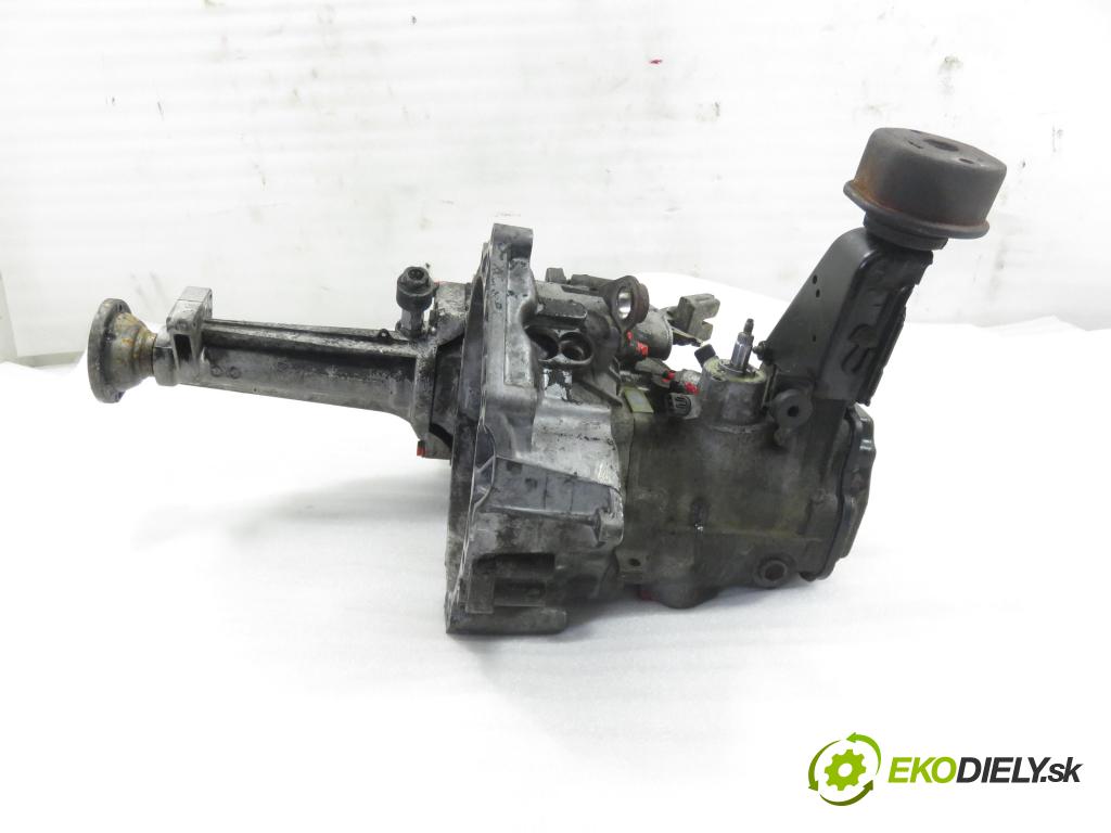 VW TRANSPORTER IV Autobus (70XB, 70XC, 7DB, 7DW, 7DK) BUS 1995 57,00 2.4 D 78 2370,00 Prevodovka MANUALNA CRN