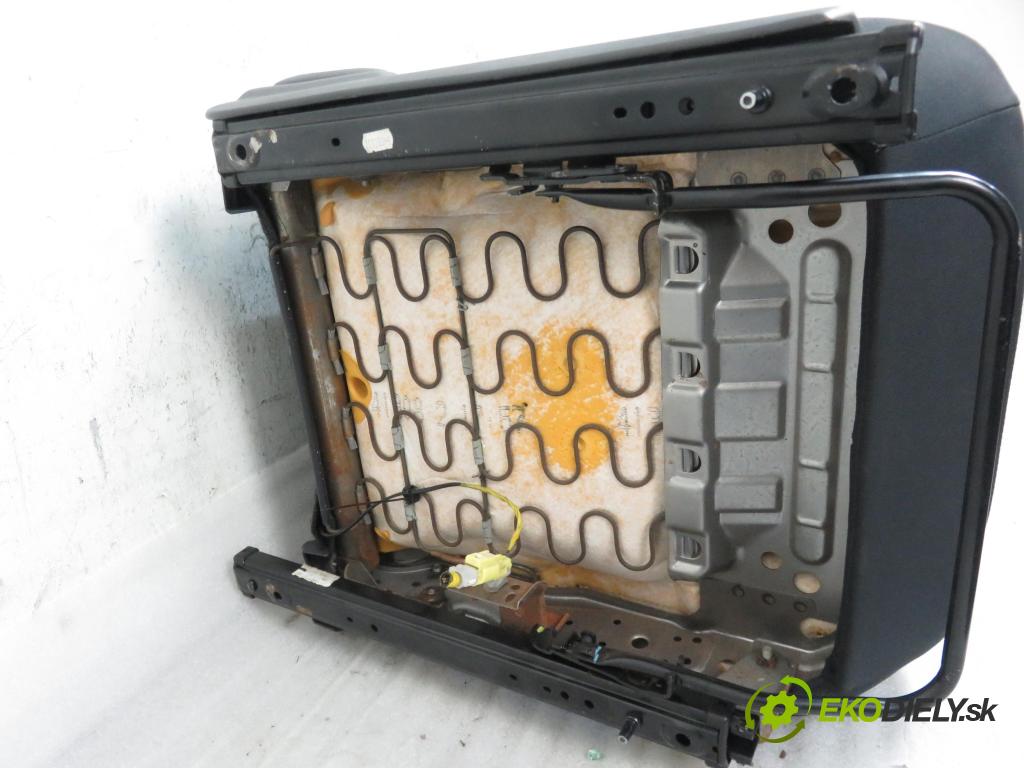 FIAT SEDICI (189_) CROSSOVER 2011 1956,00 Fotele, kanapy 1956,00 Sedadlo CESTUJÚCI/PP