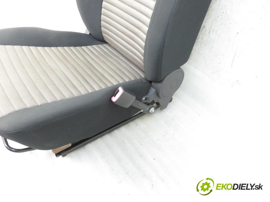 FIAT SEDICI (189_) CROSSOVER 2011 1956,00 Fotele, kanapy 1956,00 Sedadlo CESTUJÚCI/PP