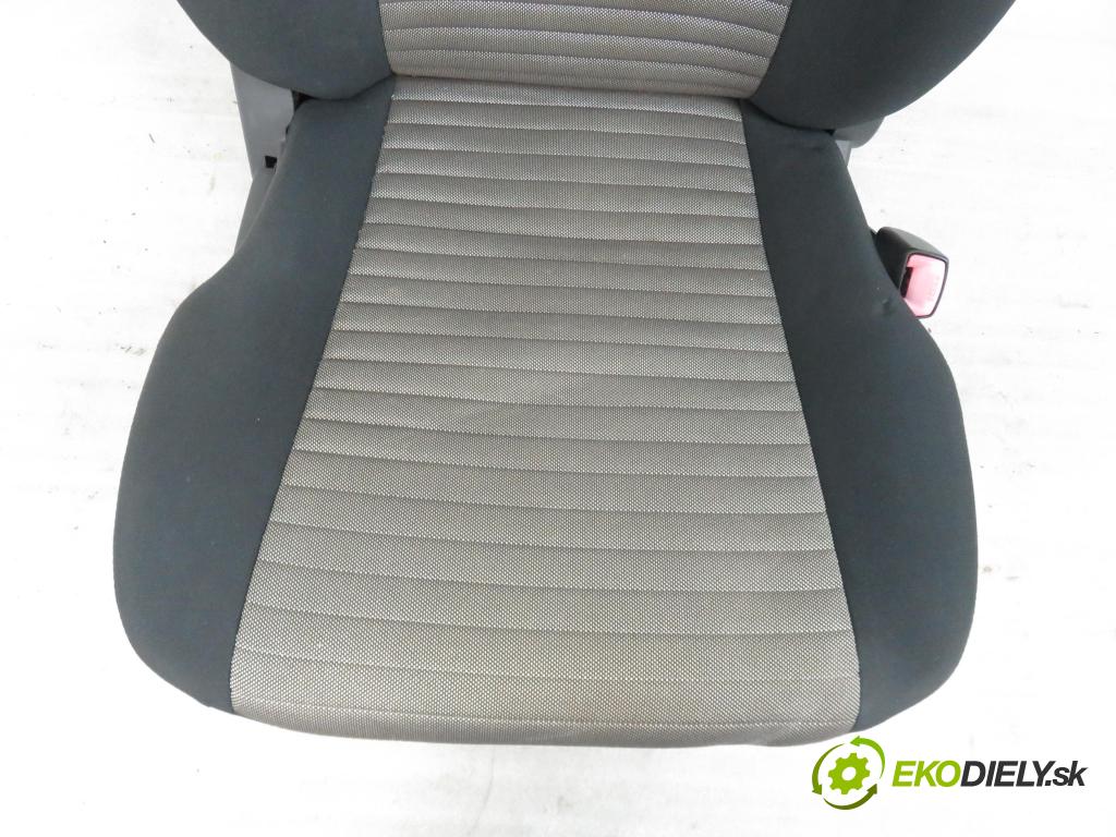 FIAT SEDICI (189_) CROSSOVER 2011 1956,00 Fotele, kanapy 1956,00 Sedadlo CESTUJÚCI/PP