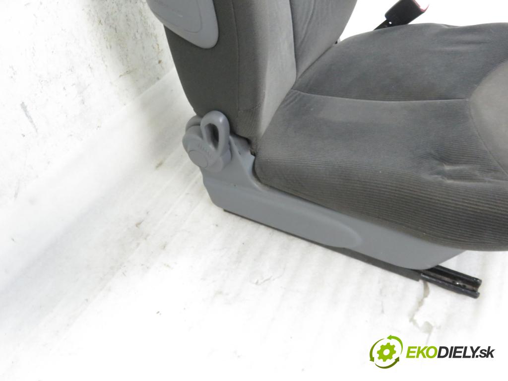 CITROEN C1 (PM_, PN_) HB 2006 1398,00 Fotele, kanapy 1398,00 Sedadlo CESTUJÚCI/PP