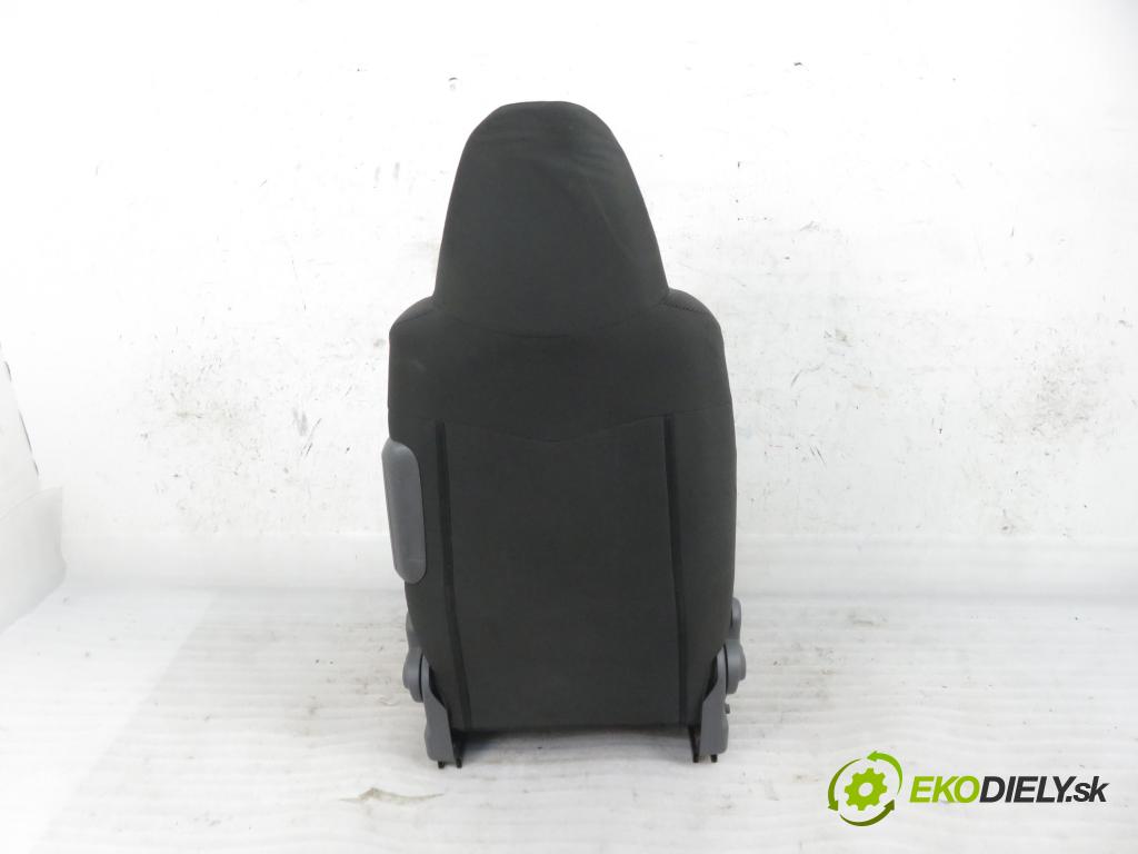 CITROEN C1 (PM_, PN_) HB 2006 1398,00 Fotele, kanapy 1398,00 Sedadlo šoféri 