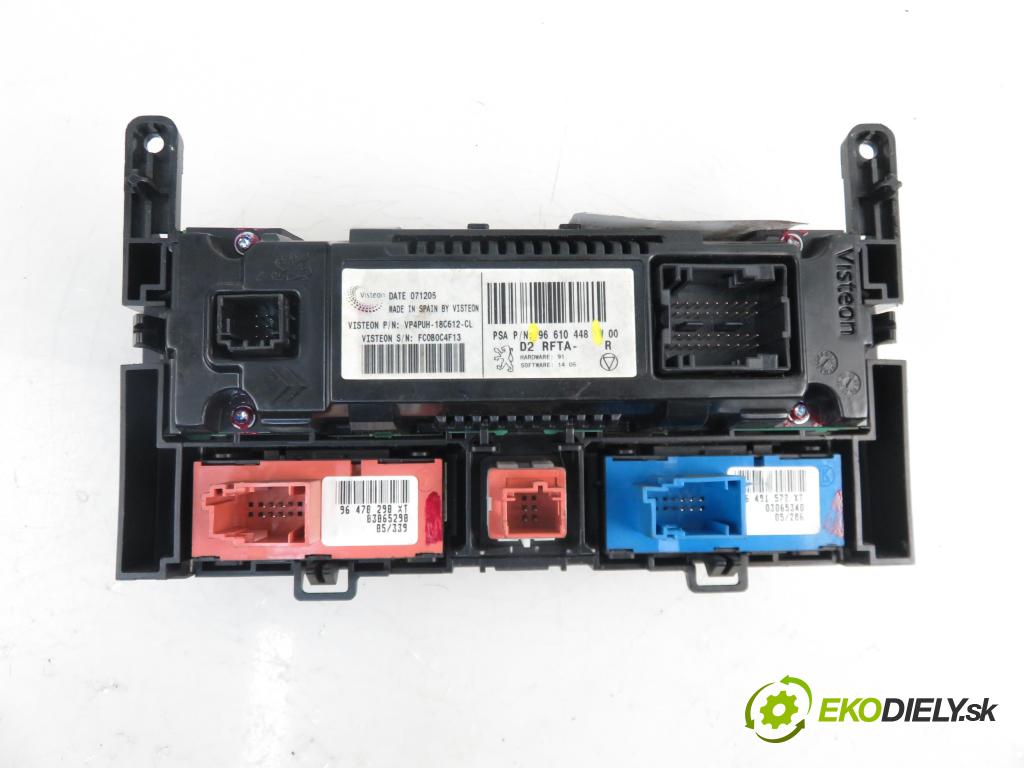 PEUGEOT 407 (6D_) SEDAN 2005 92,00 1.8 16V - 6FY (EW7A) 1749,00 Panel kúrenia KLIMATRONIK 96610448 ; 96470290XT ; 96491577XT