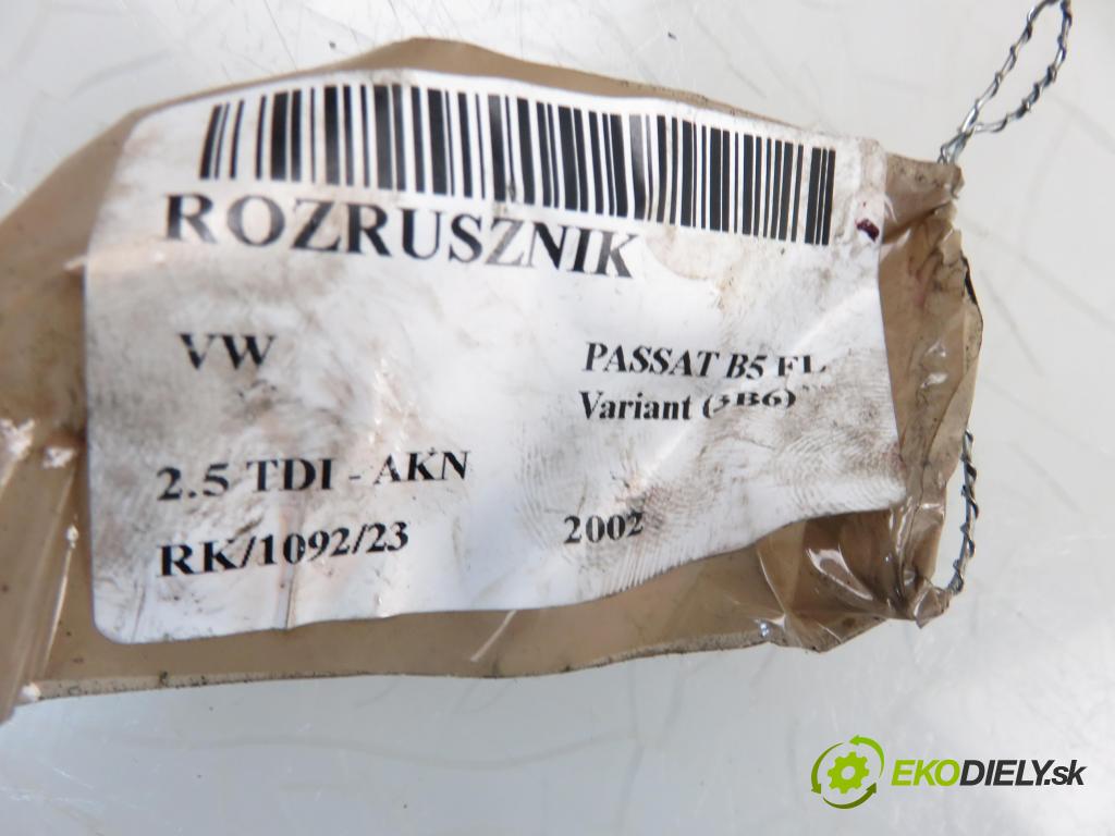 VW PASSAT B5.5 Variant (3B6) KOMBI 2002 2496,00 Rozruszniki kompletne 2496,00 Štartér 059911023H ; 0001109021 (Štartéry)