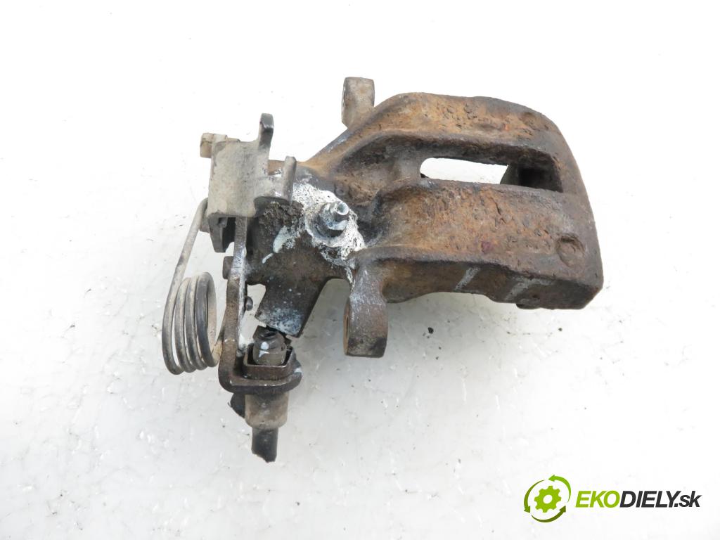 AUDI A4 (8D2, B5) SEDAN 1995 1595,00 Zaciski 1595,00 Brzdič strmeň LT