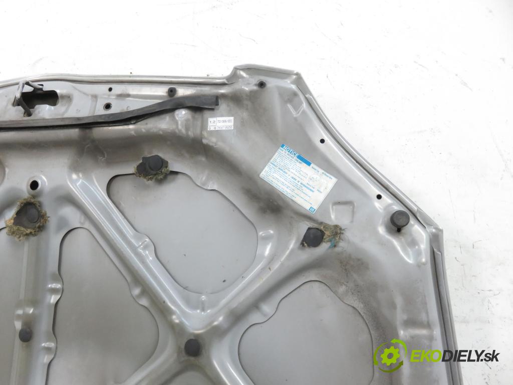 TOYOTA COROLLA (_E12_) HB 2004 66,00 2.0 D-4D 1995,00 kapota