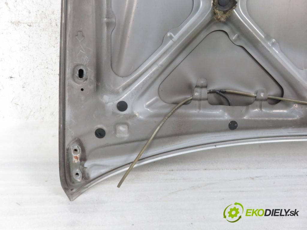 TOYOTA COROLLA (_E12_) HB 2004 66,00 2.0 D-4D 1995,00 kapota