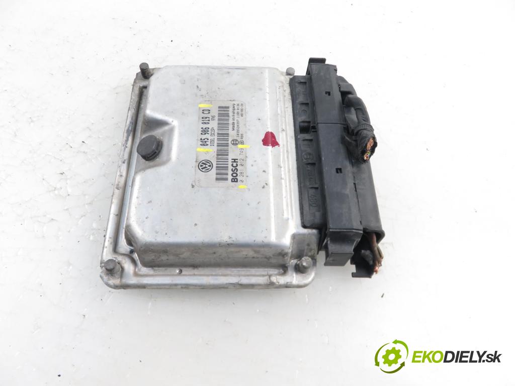 SKODA FABIA II Combi (545) KOMBI 2008 1422,00 Sterowniki silnika 1422,00 Riadiaca jednotka Motor 045906019CD; 0281012749