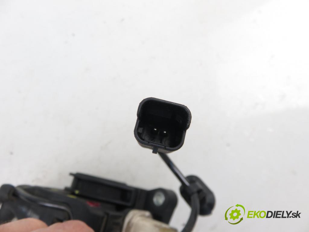 PEUGEOT 407 (6D_) SEDAN 2005 1997,00 Pozostałe 1997,00 Potenciometer plynového pedálu 9650341780 ; 0280755012 (Pedále)