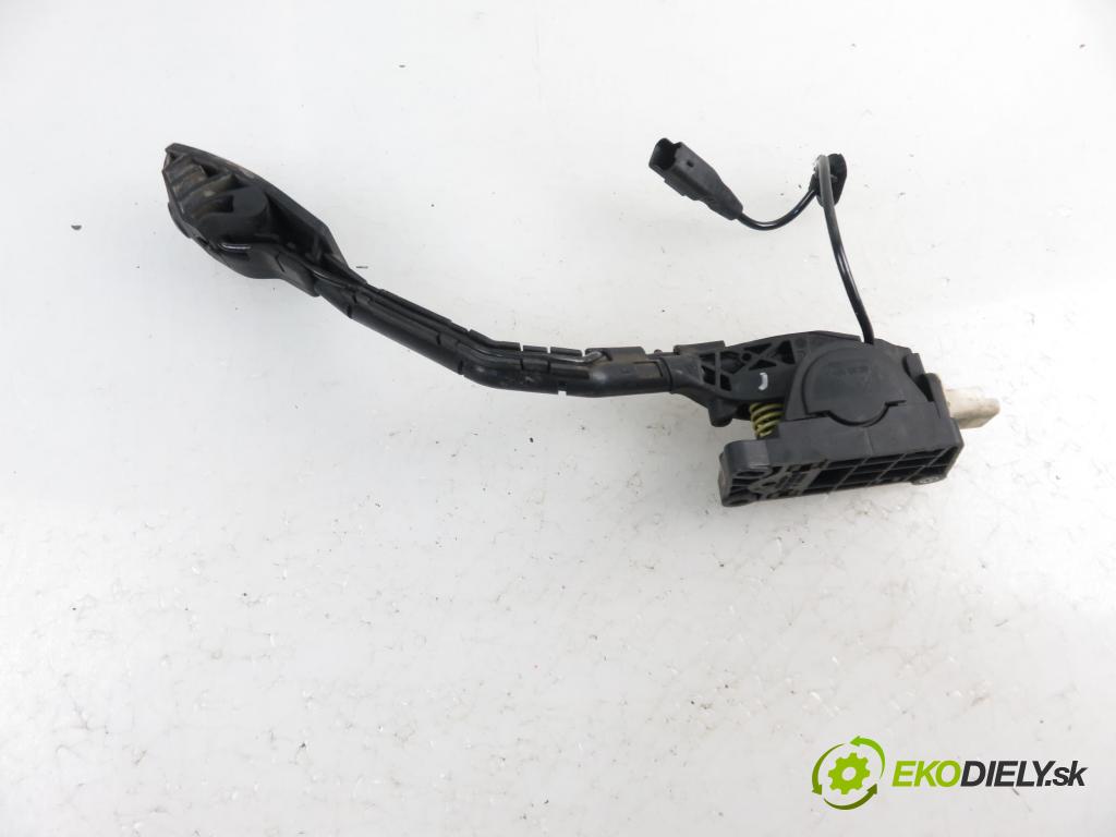 PEUGEOT 407 (6D_) SEDAN 2005 1997,00 Pozostałe 1997,00 Potenciometer plynového pedálu 9650341780 ; 0280755012 (Pedále)