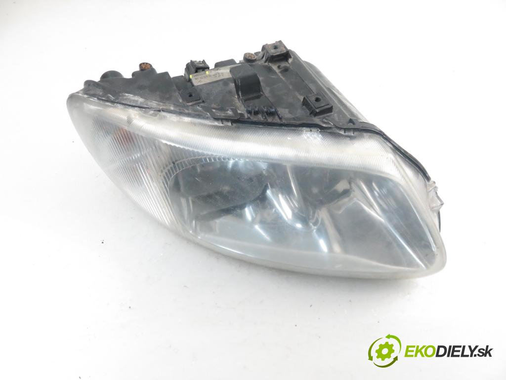 CHRYSLER VOYAGER IV (RG, RS) MINIVAN 2001 2499,00 Lampy przednie 2499,00 Svetlo PP 04857702AB