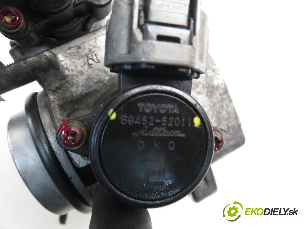 TOYOTA YARIS (_P1_) HB 2000 50,00 1.0 VVT- i 68 - 1SZ-FE 998,00 Škrtiaca klapka 8945252011 ; 1368001480 (Škrtiace klapky)