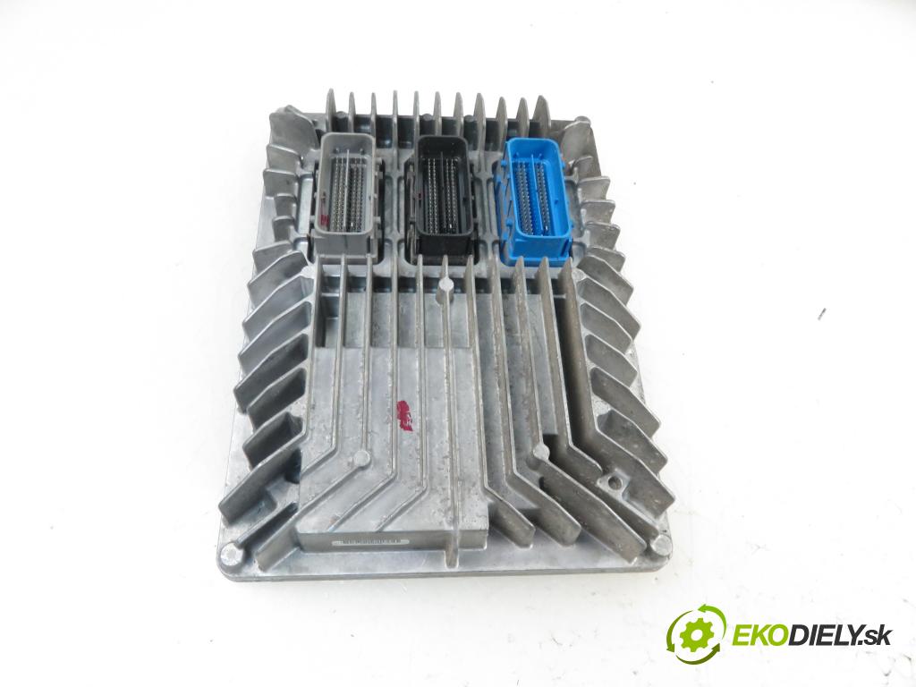 OPEL INSIGNIA A (G09) SEDAN 2011 0,00 2.0 Turbo (68) - A 20 NHT 1998,00 Riadiaca jednotka Motor 12650119