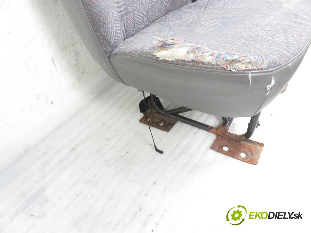FORD TRANSIT TOURNEO Autobus (FC_ _) BUS 2001 1998,00 Fotele, kanapy 1998,00 Sedadlo CESTUJÚCI/PP