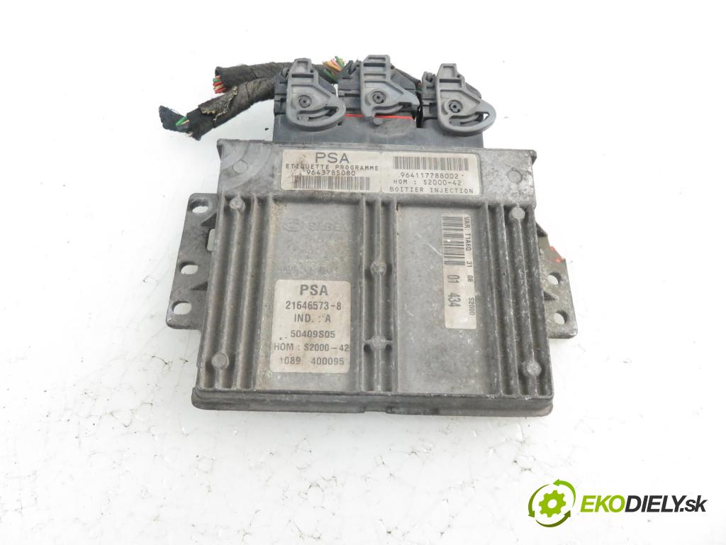 PEUGEOT 206 liftback (2A/C) HB 2001 1360,00 Sterowniki silnika 1360,00 Riadiaca jednotka Motor 9643785080