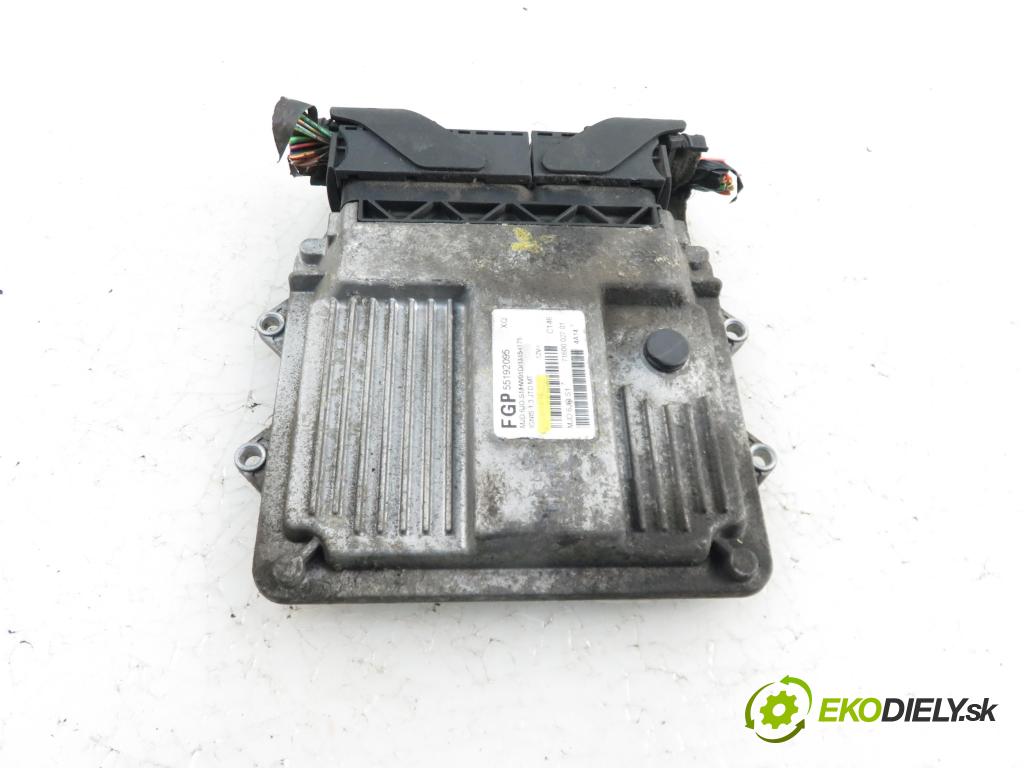 SUZUKI IGNIS II (MH) HB 2004 1248,00 Sterowniki silnika 1248,00 Riadiaca jednotka Motor 55192095
