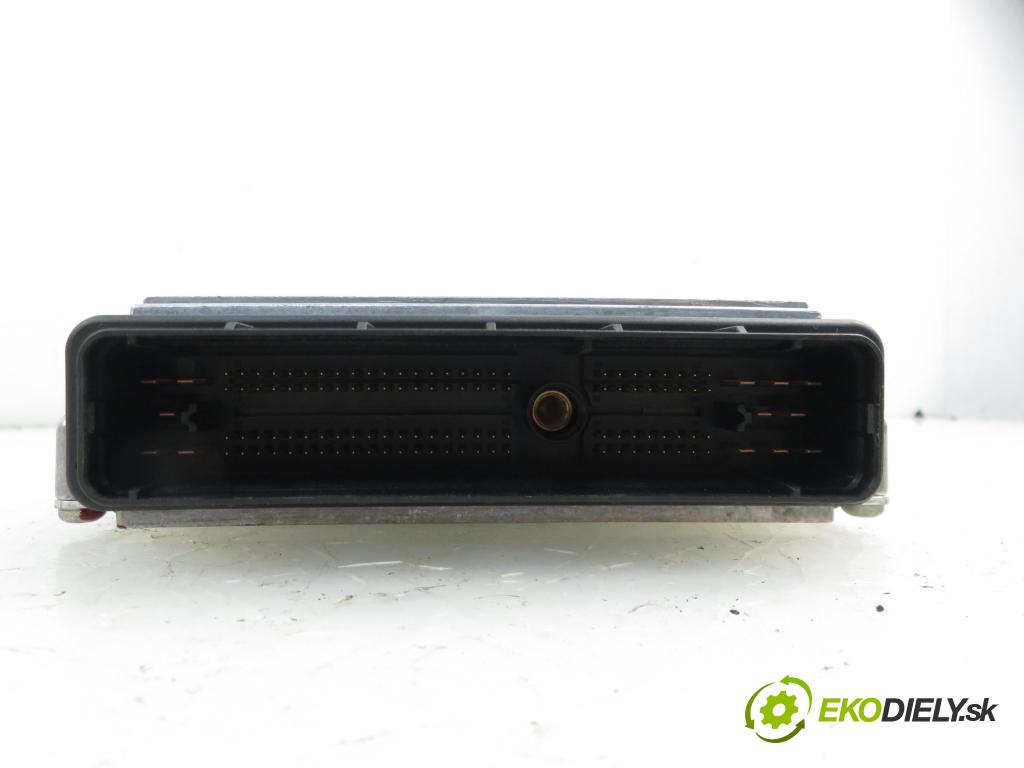FORD FOCUS (DAW, DBW) HB 2003 1753,00 Sterowniki silnika 1753,00 Riadiaca jednotka Motor 2M5A12A650PF