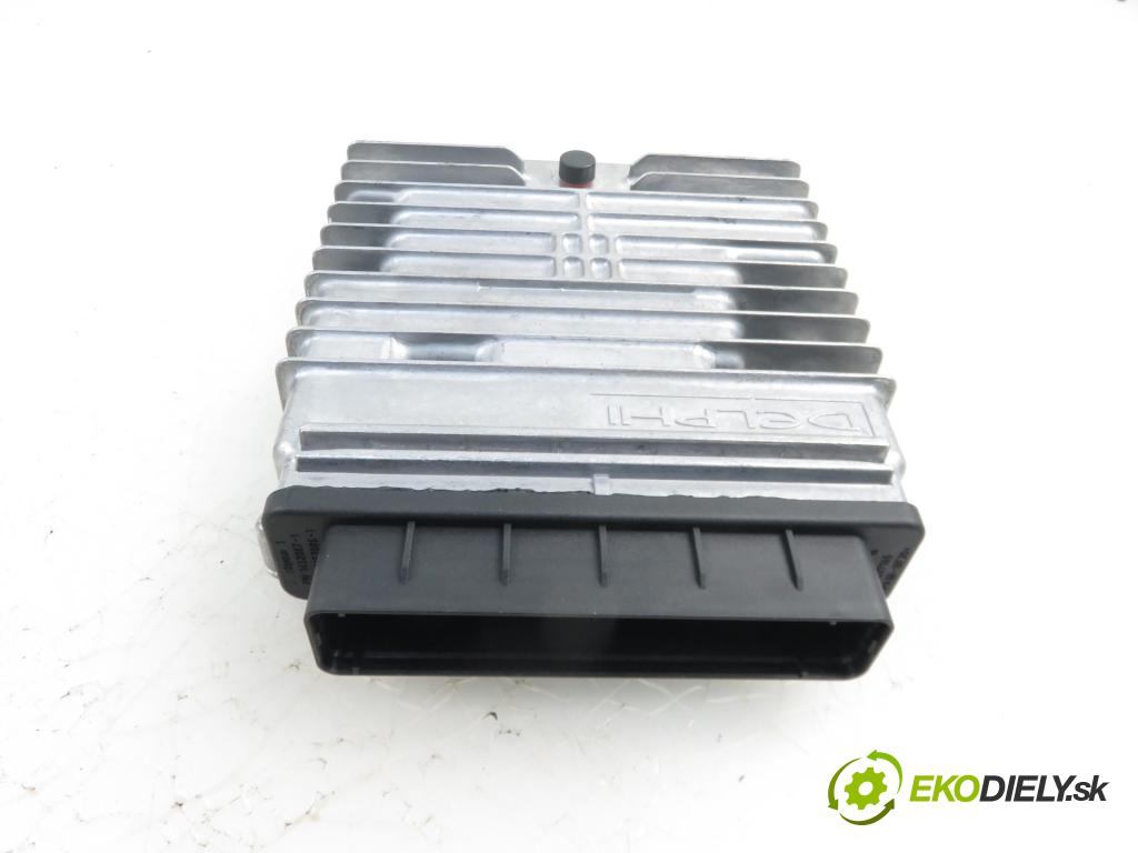 FORD FOCUS (DAW, DBW) HB 2003 1753,00 Sterowniki silnika 1753,00 Riadiaca jednotka Motor 2M5A12A650PF