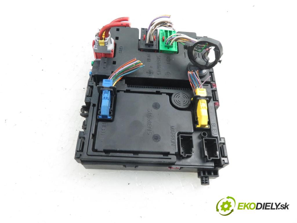 PEUGEOT 206 liftback (2A/C) HB 2001 55,00 1.4 75 - KFW 1360,00 MODUL BSI 9626460880 ; S105872300