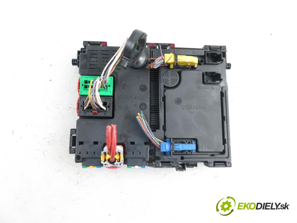 PEUGEOT 206 liftback (2A/C) HB 2001 55,00 1.4 75 - KFW 1360,00 MODUL BSI 9626460880 ; S105872300