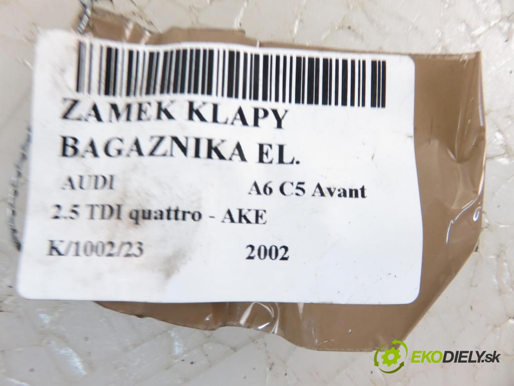 AUDI A6 Avant (4B5, C5) KOMBI 2002 2496,00 Zamki 2496,00 zámok dveří kufr EL. 4B9877505M