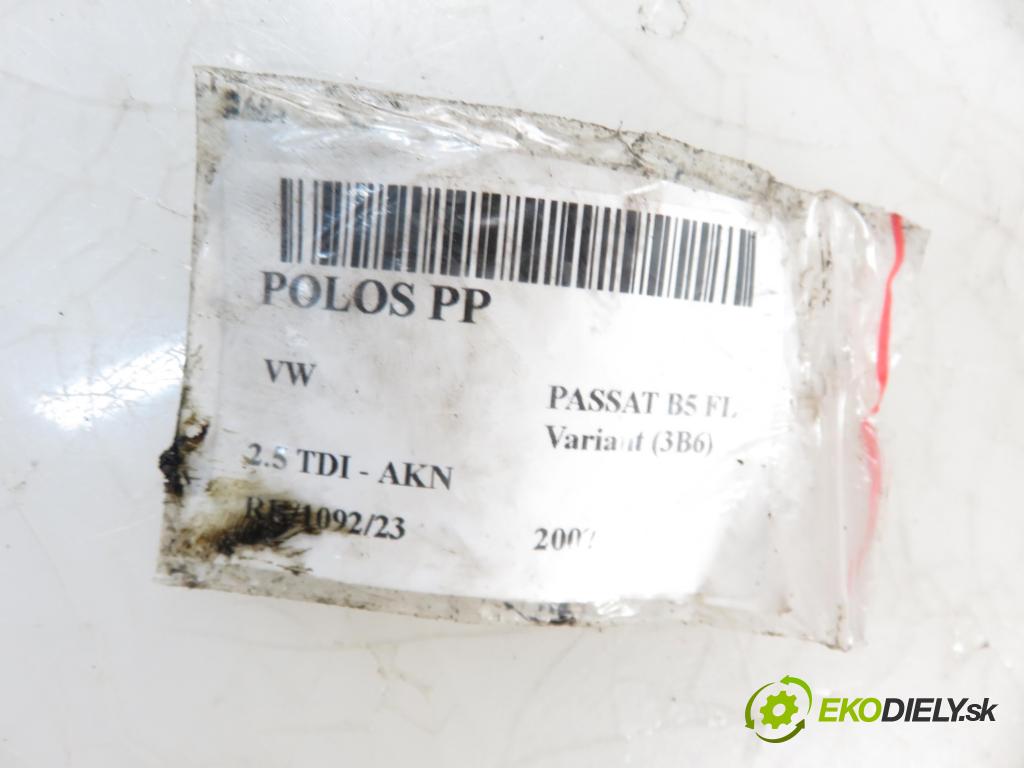 VW PASSAT B5.5 Variant (3B6) KOMBI 2002 2496,00 Półosie 2496,00 Poloos PP 8D0407272EA