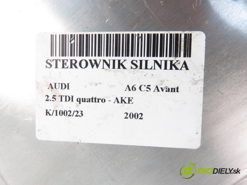 AUDI A6 Avant (4B5, C5) KOMBI 2002 2496,00 Sterowniki silnika 2496,00 Riadiaca jednotka Motor 4B2907401F; 0281010443