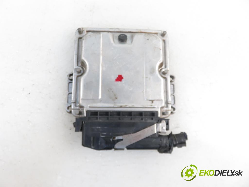 PEUGEOT 406 (8B) SEDAN 2000 1997,00 Sterowniki silnika 1997,00 Riadiaca jednotka Motor 0281010248; 9635157080